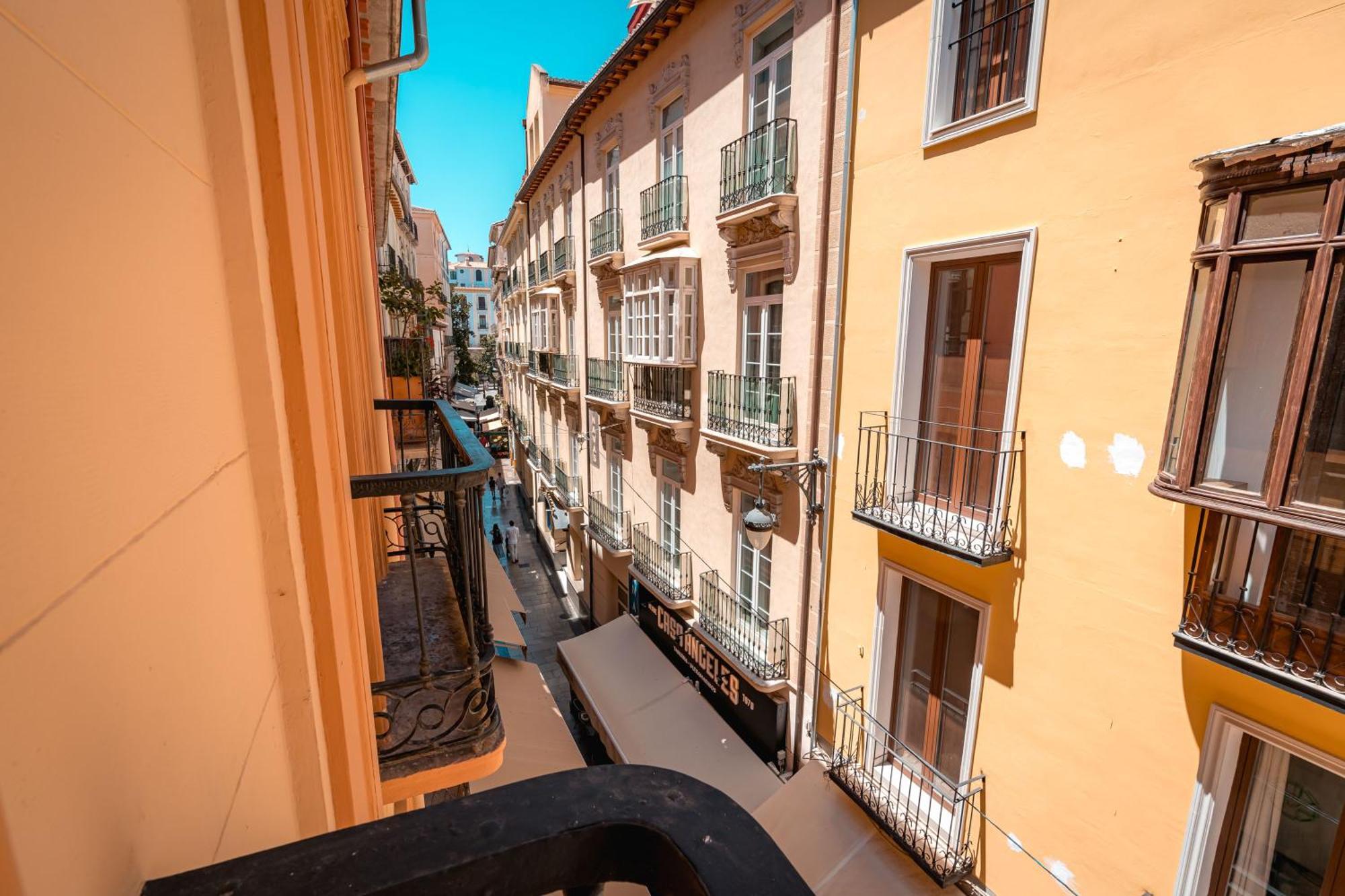 Qh Ayuntamiento Apartment กรานาดา ภายนอก รูปภาพ