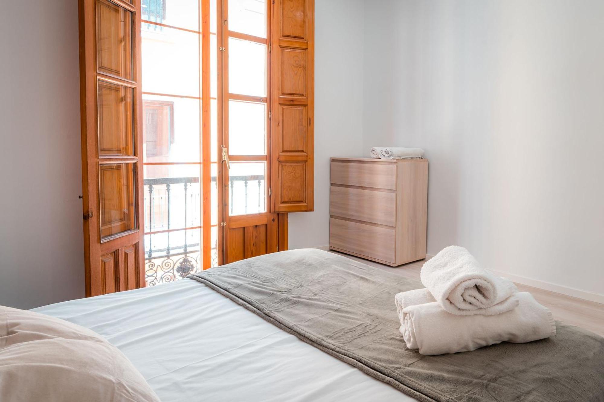 Qh Ayuntamiento Apartment กรานาดา ภายนอก รูปภาพ