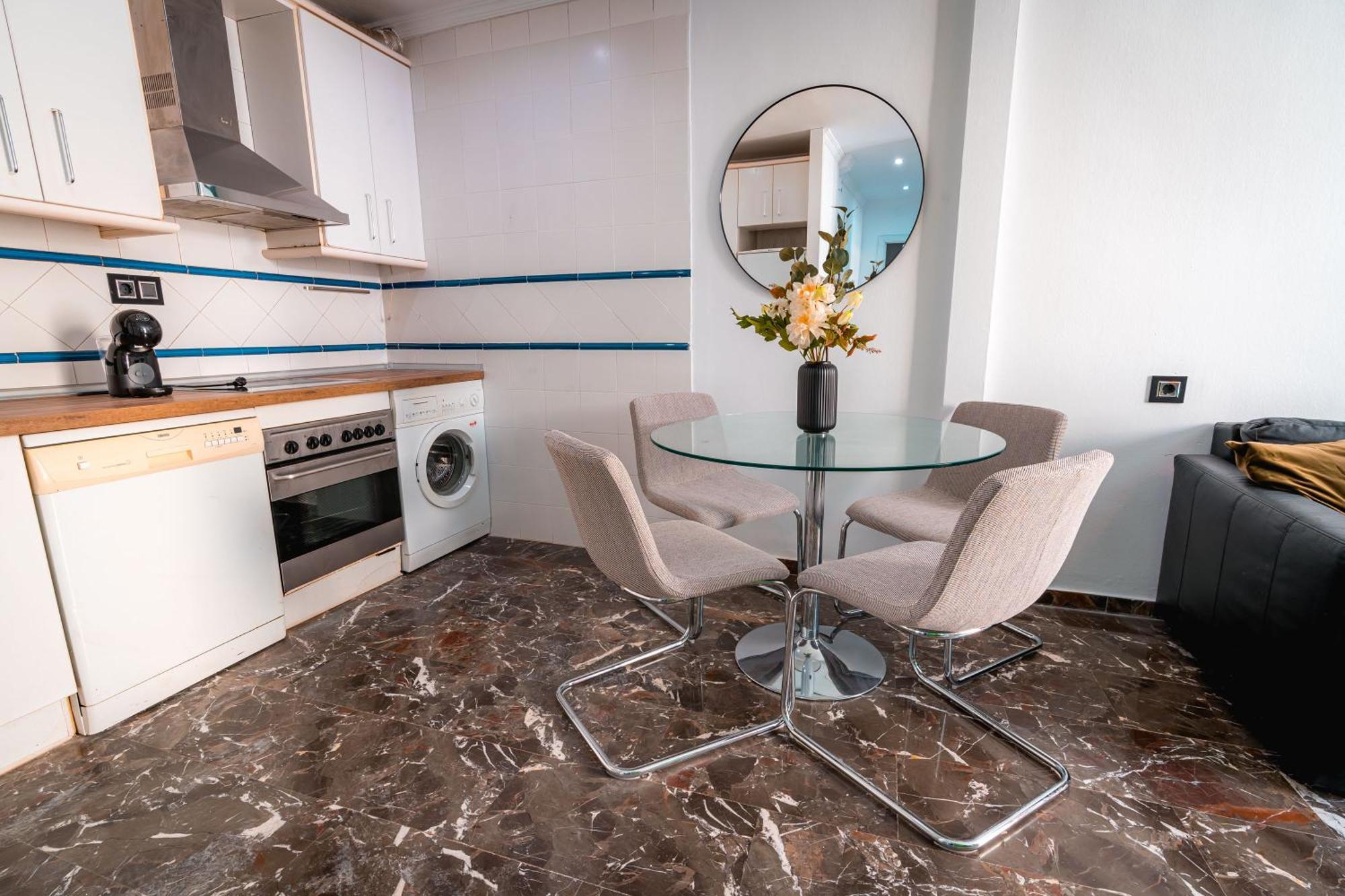 Qh Ayuntamiento Apartment กรานาดา ภายนอก รูปภาพ