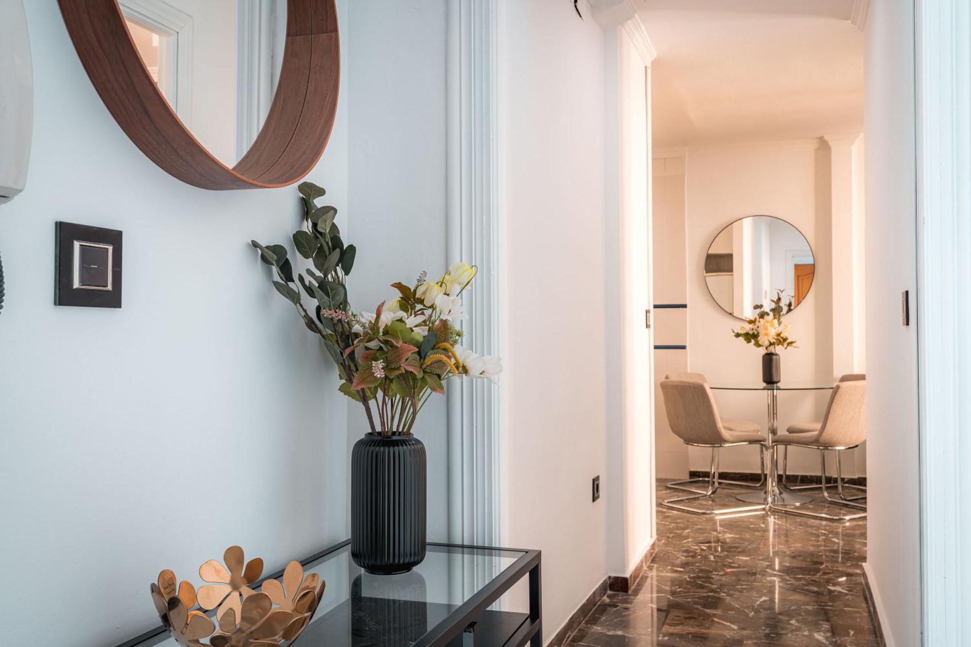 Qh Ayuntamiento Apartment กรานาดา ภายนอก รูปภาพ