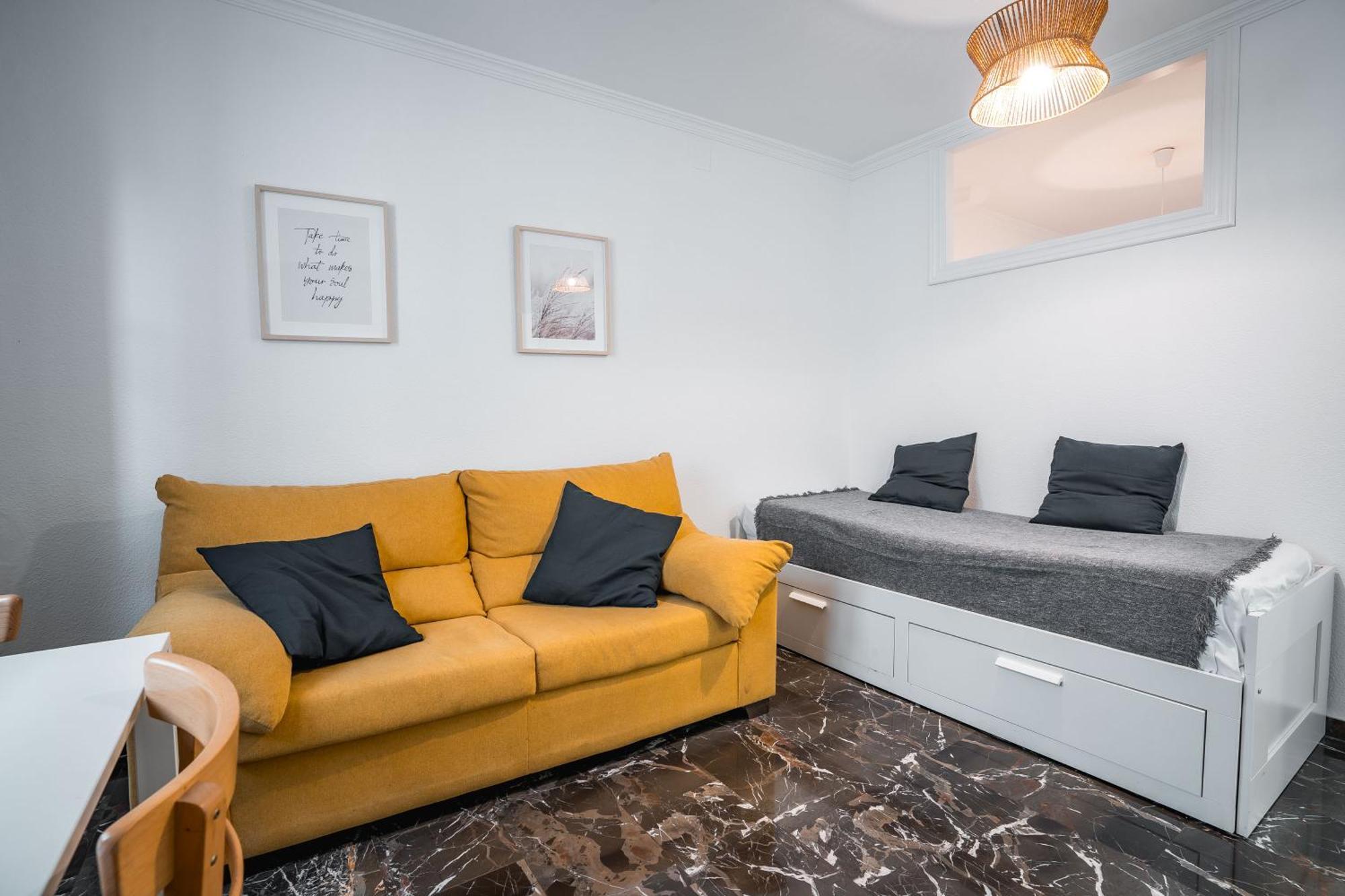 Qh Ayuntamiento Apartment กรานาดา ภายนอก รูปภาพ