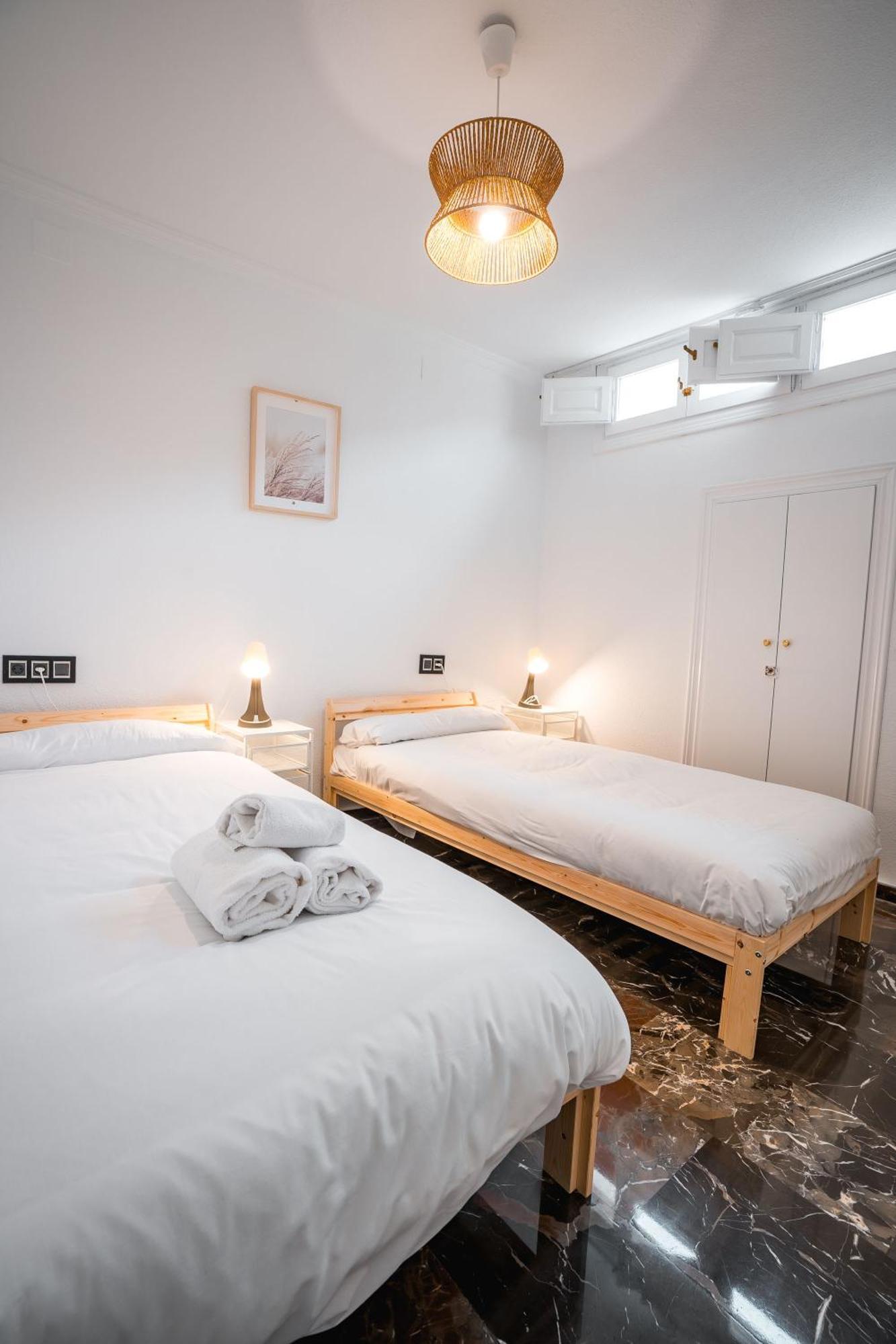 Qh Ayuntamiento Apartment กรานาดา ภายนอก รูปภาพ